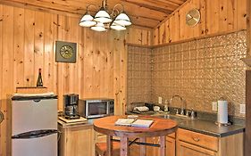 The Boat House Creekside Getaway In Hot Springs!