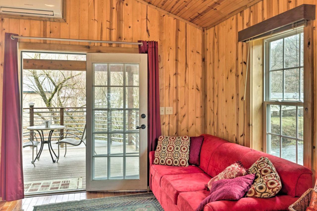 The Boat House Creekside Getaway In Hot Springs! Apartment Exterior photo