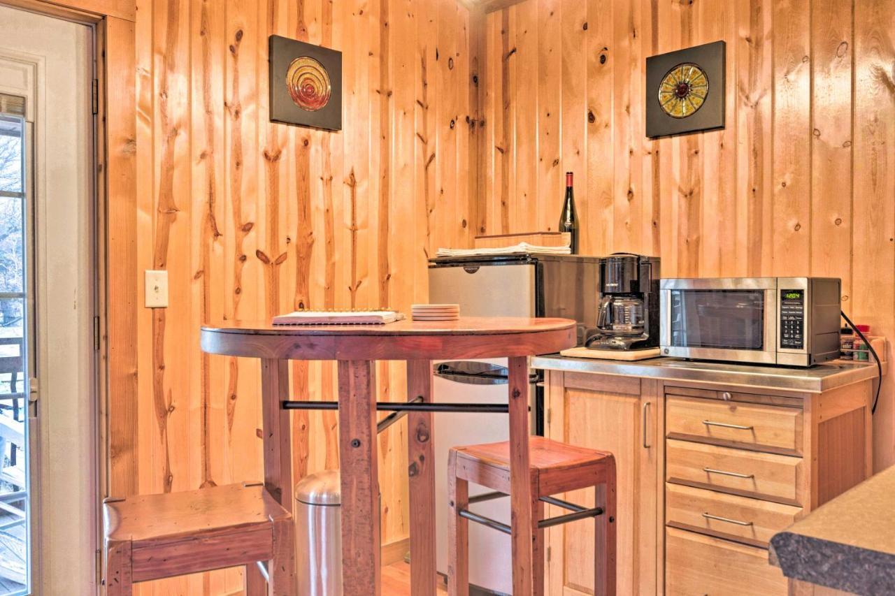 The Boat House Creekside Getaway In Hot Springs! Apartment Exterior photo