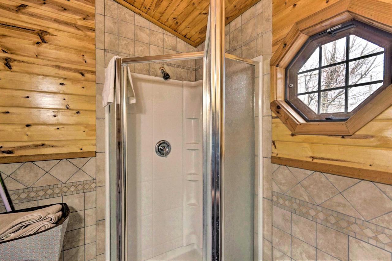 The Boat House Creekside Getaway In Hot Springs! Apartment Exterior photo